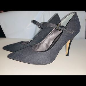 Adrienne Vittadini Gray Strap Heels